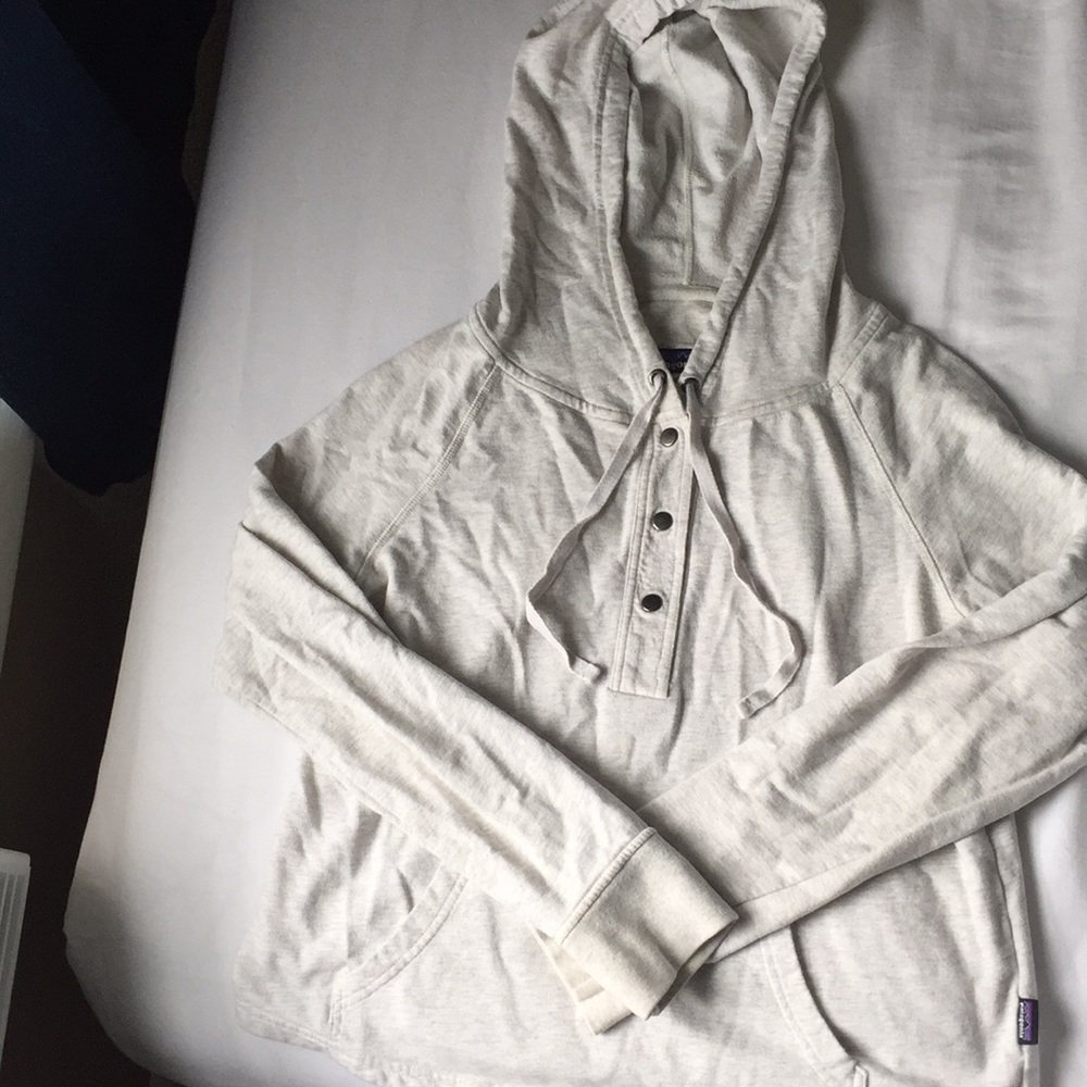 Lightweight Patagonia hoody